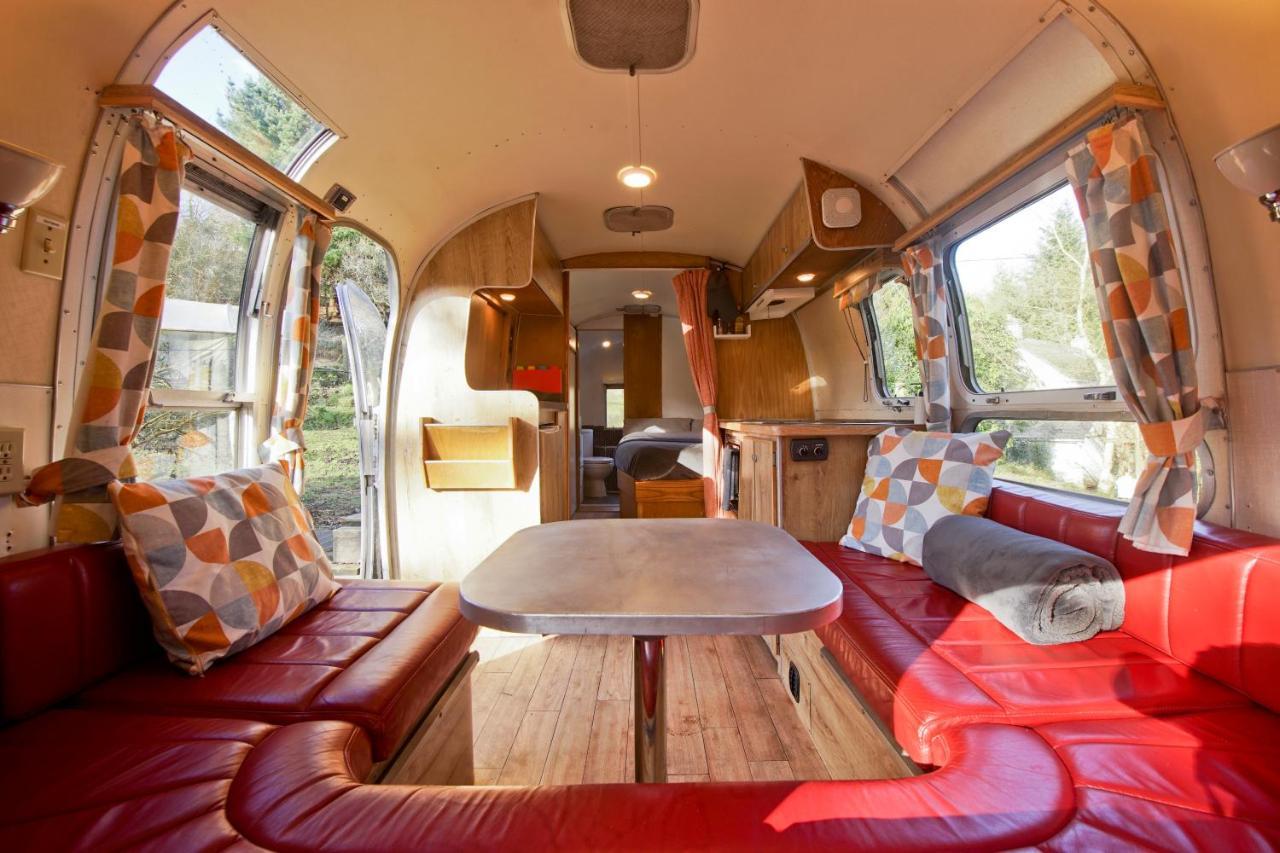 The Airstream Villa Пенрин Екстериор снимка